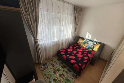 Apartament cu 2 camere semidecomandat, mobilat în Poarta 6 - 3