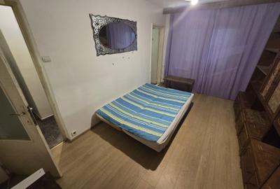 Garsonieră decomandată, mobilată în Buziașului