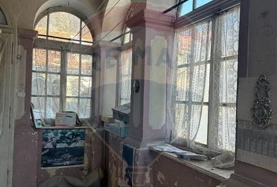 Casă cu 3 camere cu Teren 350 Mp în Centrul Istoric - 1