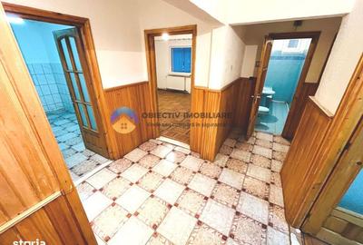 Apartament cu 3 camere decomandat în Valea Albă - 6