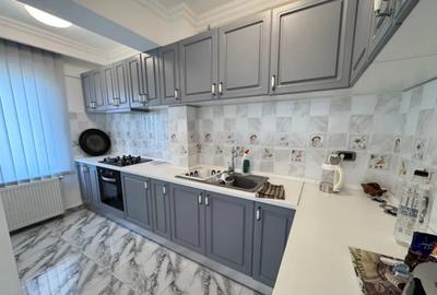 Apartament cu 5 camere decomandat în Km 4 - 15