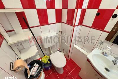 Apartament cu 3 camere decomandat în Drumul Taberei