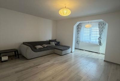 Casă cu 4 camere cu Teren 371 Mp în Hemeiuș