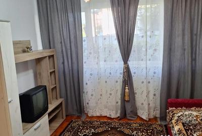 Apartament cu 2 camere semidecomandat în Calea Galați - 3