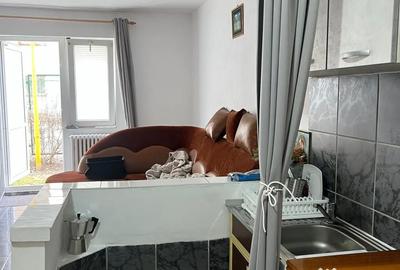 Apartament nedecomandat în Uzina 2 - 5