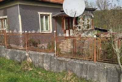 Casă cu 4 camere cu Teren 1000 Mp în Central - 7