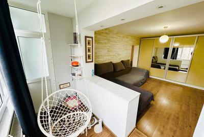 Apartament cu 3 camere în Podu Roș - 1