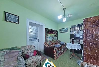 Casa traditionala cu 4 camere, in Cuvin - 7