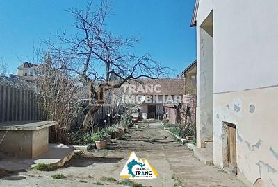 Casă cu 5 camere cu Canalizare în Zăbrani - 2