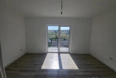 Casă cu 4 camere cu Teren 300 Mp în Hlincea - 18