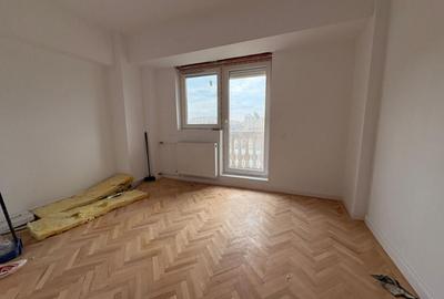 Apartament cu 4 camere în P-ța Unirii - 2