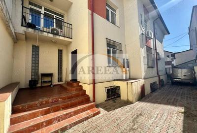 OPORTUNITATE - vila-curte individuala-garaj la Domenii-Popisteanu - 2