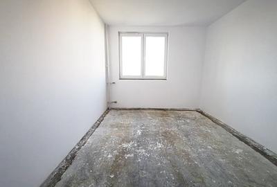 Vanzare 3 cam Obor, Masina de Paine, proaspat zugravit, loc parcare - 9