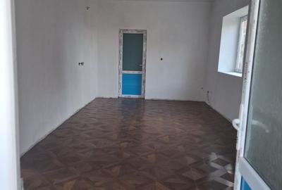 Casă cu 3 camere în Central - 3