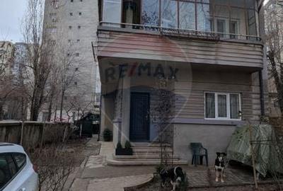 Casă cu 11 camere cu Teren 330 Mp în Iancului - 51