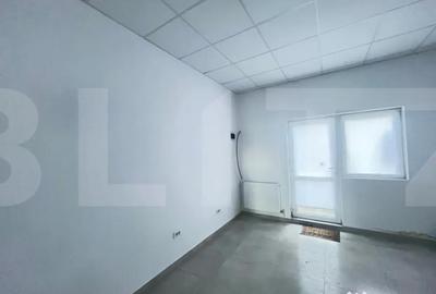 Spațiu comercial, de 50 mp, în Central - 3