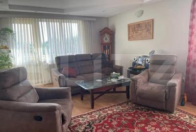 Casă cu 4 camere cu Teren 1000 Mp în Central - 11