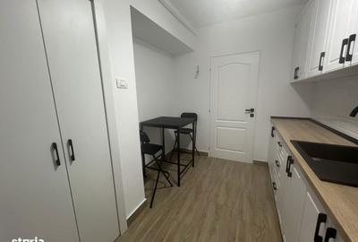 Apartament cu 3 camere decomandat în Circumvalațiunii - 2