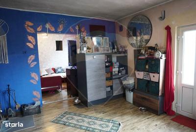 Casă cu 4 camere în Bârsana - 13