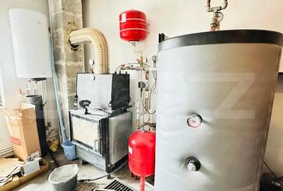 Casă cu Teren 500 Mp în Bucium - 1