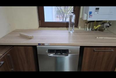 Inchiriez apartament 3 camere zona gara Constan?a. - 2