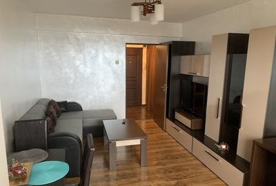 Apartament cu 2 camere decomandat, mobilat în City Park Mall
