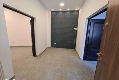 Casă cu Canalizare în Centrul Civic - 3