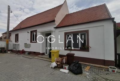 Casa cu 2 camere renovata, 60 mp utili, zona Turnisor - curte comuna