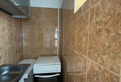 Garsonieră decomandată în Găvana - 3