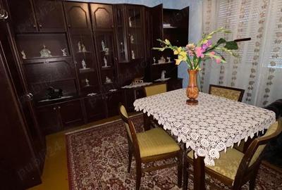 Casă cu 4 camere cu Teren 1656 Mp în Iecea Mică - 8