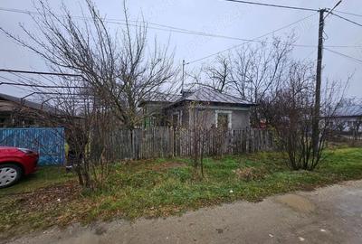 Casă cu 3 camere în Deparați - 1
