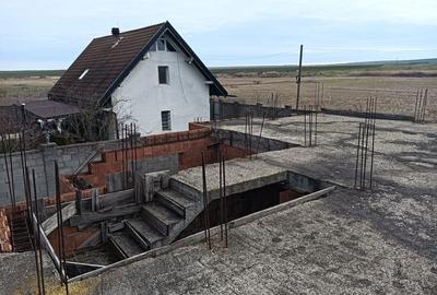 Casă cu 3 camere în Pișchia