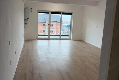 Garsonieră nedecomandată în Central - 3