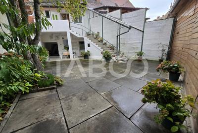 Casa individuala de vanzare curte proprie pivnita Orasul de Jos Sibiu - 3