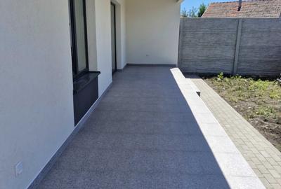 Casă cu 3 camere cu Teren 400 Mp în Becicherecu Mic - 4