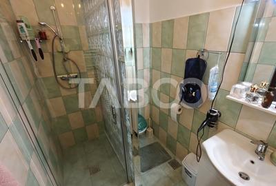 Casa cu 4 camere - 3 locuri de parcare - curte - filigorie - pivnita - 18