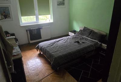 Apartament cu 3 camere semidecomandat în Central - 3