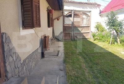 Casa saseasca autentica de vanzare, 4 camere, 150 mp