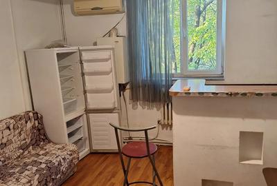 Vand apartament cu 3 camere decomandate - 2