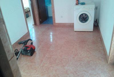 Casă cu 5 camere cu Teren 2000 Mp în Dobroteasa - 5