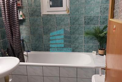 Apartament cu 2 camere decomandat în Central - 3