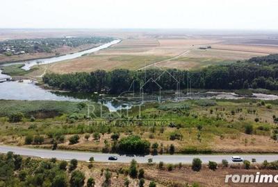 Teren langa lac Naipu - 1