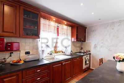 Casă cu 6 camere cu Teren 600 Mp în Cordău - 5