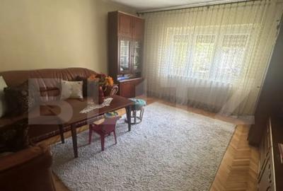 Apartament cu 3 camere decomandat, mobilat în Micro 16 - 9