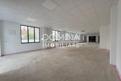 Spațiu comercial, de 187 mp, în Central - 3