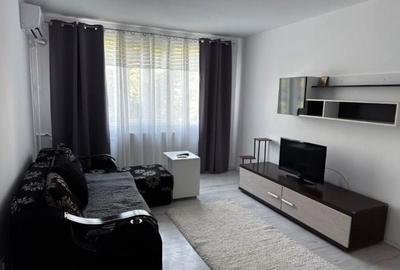 Apartament cu 3 camere semidecomandat, mobilat în Drumul Taberei