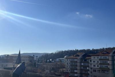 Apartament cu 3 camere decomandat în Central - 2