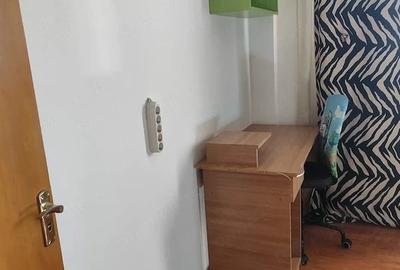 Apartament cu 2 camere decomandat în Drumul Taberei