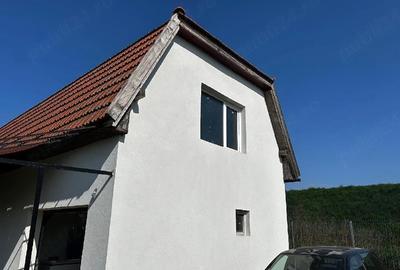 Casă cu 2 camere cu Teren 1500 Mp în Oar - 1