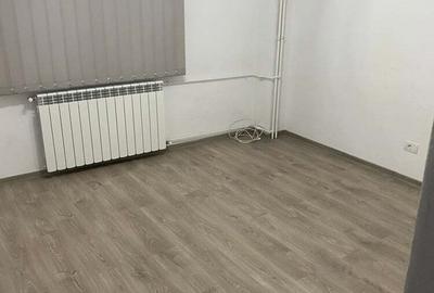 Vand inchiriez spatiu comercial 85 mp Calimanesti - 2